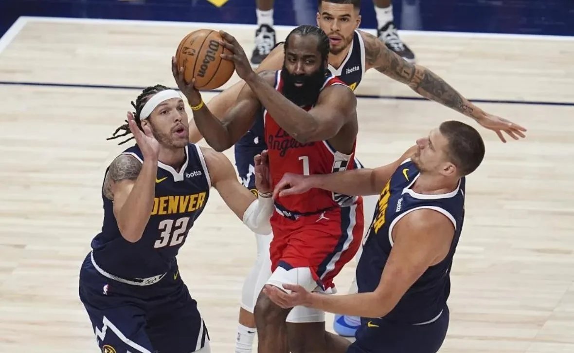 哈登与50激战德国队分钟，重要助攻胜负难料！，塔图姆焦点对战观众掌声雷动的简单介绍-九游app下载