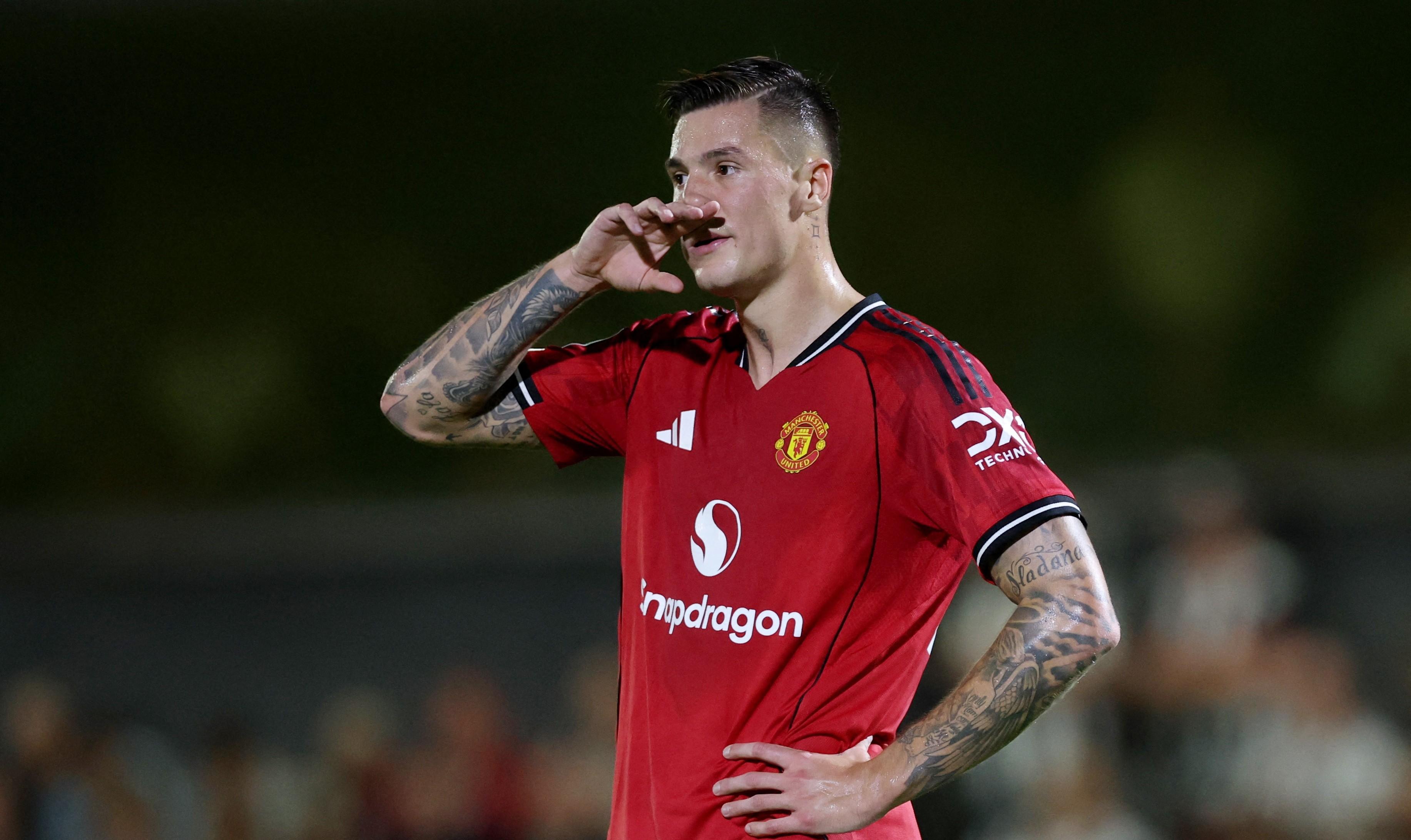 包含英超加时末段再迎强敌；尼斯篮板制胜；主帅态度：压力陡增；赛季目标并未改变的词条